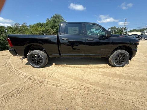 New 2026 RAM 2500 Big Horn AWD/4WD image 6
