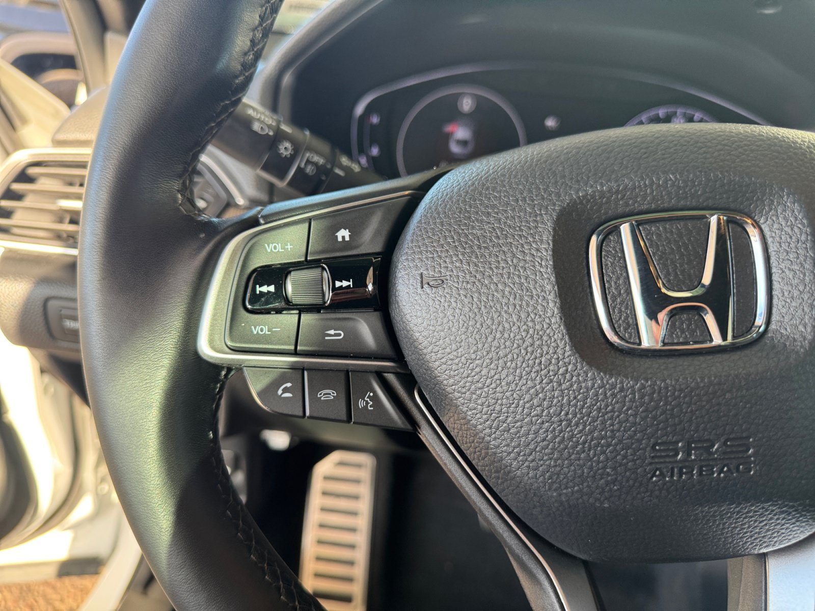 Used 2022 Honda Accord Sport image 13