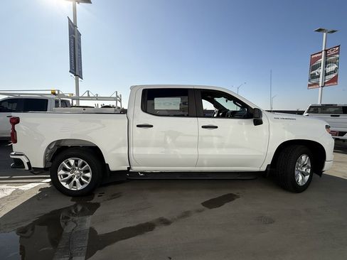 Certified 2024 Chevrolet Silverado 1500 Custom image 11
