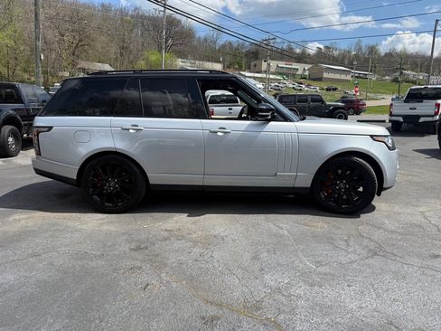 Used 2015 Land Rover Range Rover Supercharged AWD/4WD image 23