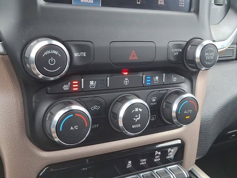 Used 2022 RAM 1500 Laramie image 15