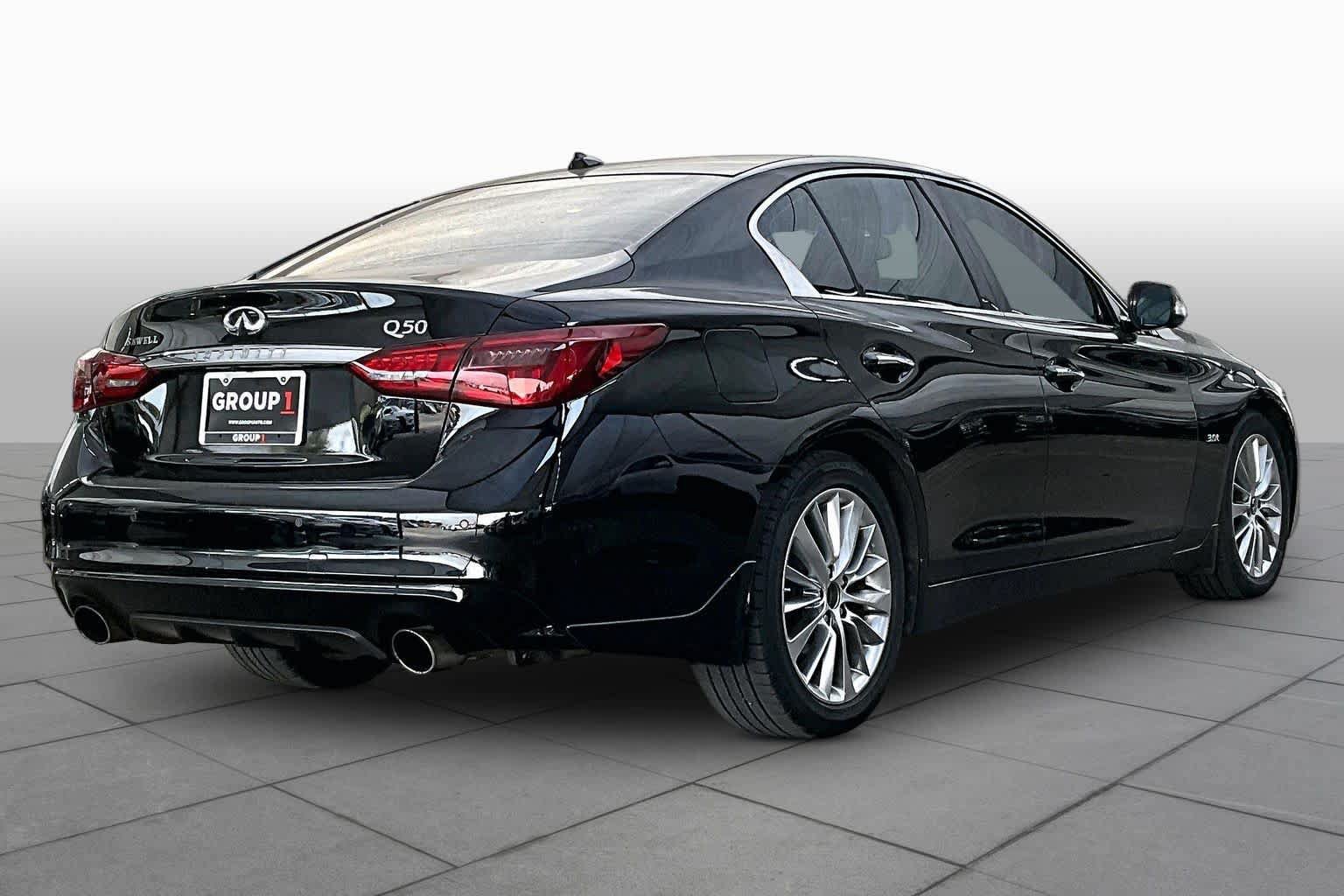 Used 2019 INFINITI Q50 Luxe w/ Essential Package (3.0T Luxe) RWD image 13