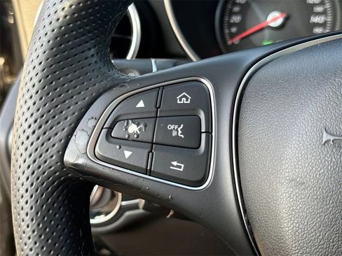 Used 2016 Mercedes-Benz C 300 Sedan image 26