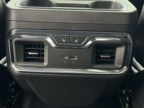 New 2026 Chevrolet Silverado 1500 LTZ w/ LTZ Premium Package image 9