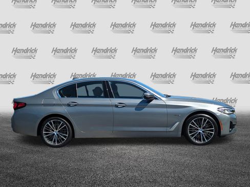 Certified 2023 BMW 530e xDrive w/ Premium Package AWD/4WD image 11