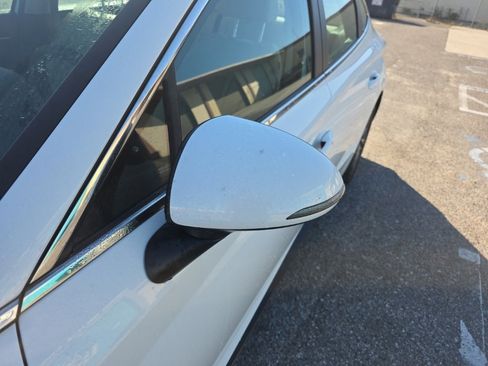 Used 2023 Hyundai Sonata SEL w/ Cargo Package image 12