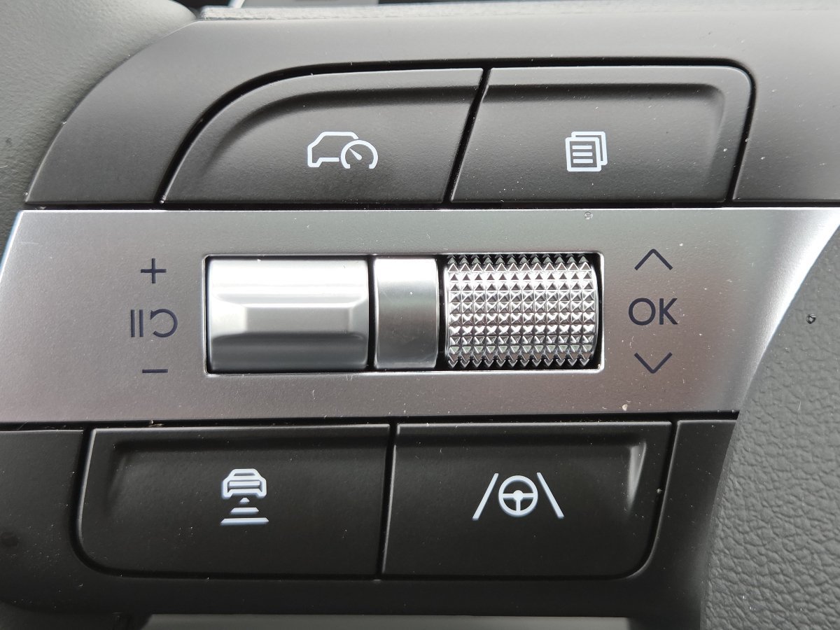 New 2026 Hyundai Tucson Limited AWD/4WD image 36