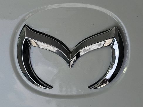 Used 2018 MAZDA MX-5 Miata Grand Touring RWD image 27