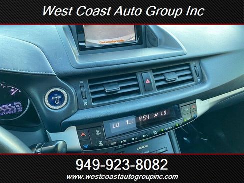 Used 2013 Lexus CT 200h image 14