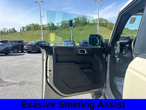Used 2025 Ford Bronco Badlands AWD/4WD image 25