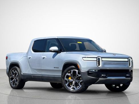 Used 2022 Rivian R1T Adventure AWD/4WD image 2