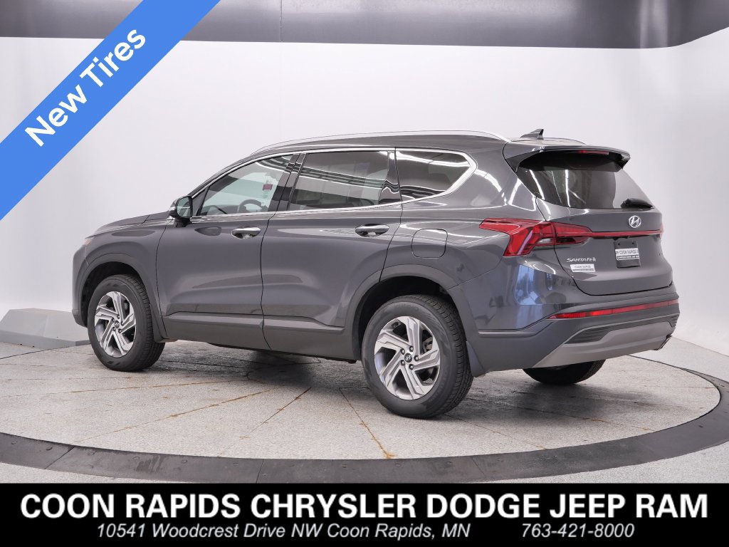 Used 2023 Hyundai Santa Fe SEL w/ Cargo Package AWD/4WD image 3