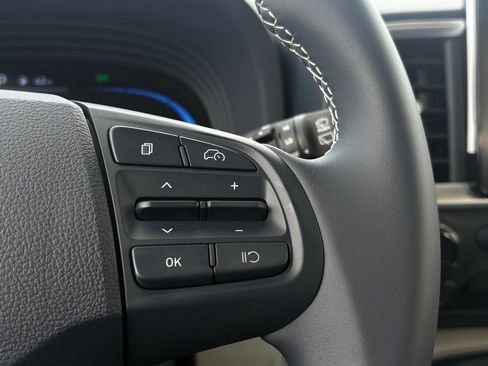 New 2026 Hyundai Venue SEL FWD image 13