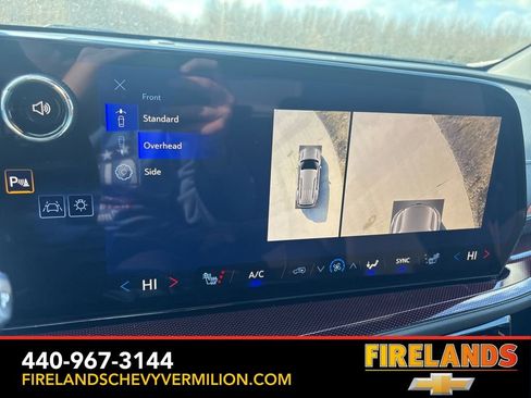 New 2026 Chevrolet Traverse Z71 w/ Driver Confidence Package image 26