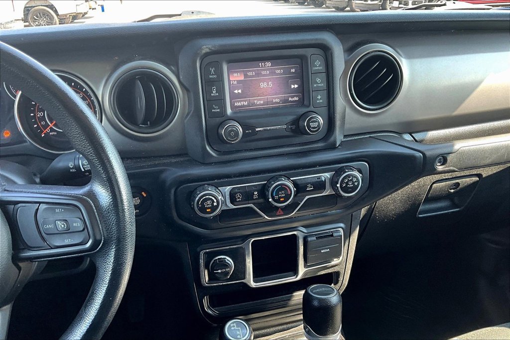 Used 2021 Jeep Gladiator Sport w/ Trailer Tow Package AWD/4WD image 6