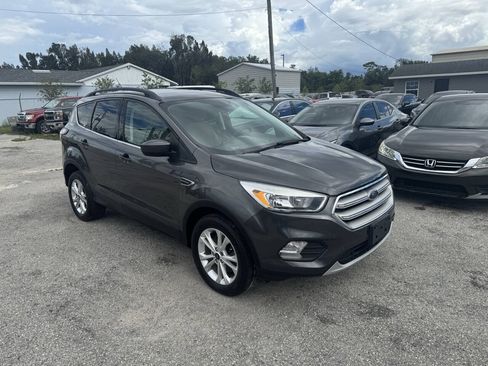 Used 2018 Ford Escape SE AWD/4WD image 16