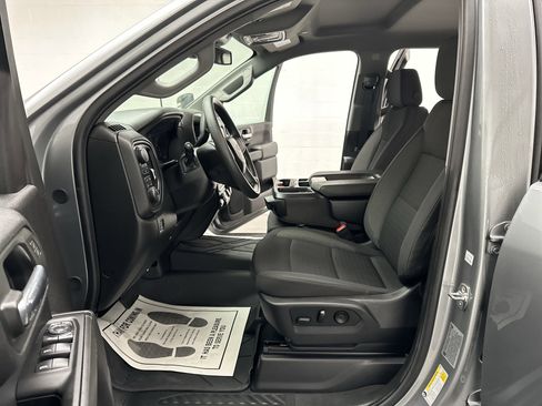 Used 2026 Chevrolet Silverado 2500 Custom w/ Custom Value Package AWD/4WD image 23