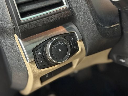 Used 2016 Ford Explorer Limited FWD image 15