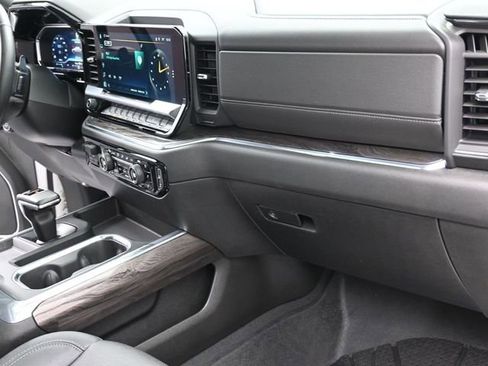 Used 2023 Chevrolet Silverado 1500 LTZ w/ LTZ Premium Package AWD/4WD image 28