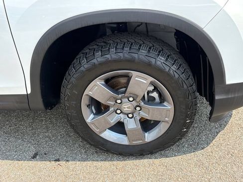 Used 2024 Honda Ridgeline TrailSport image 7