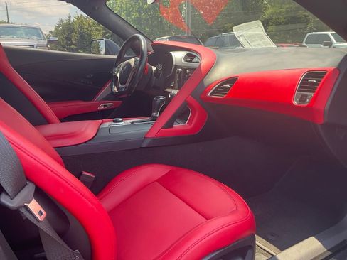 Used 2018 Chevrolet Corvette Z06 RWD image 11