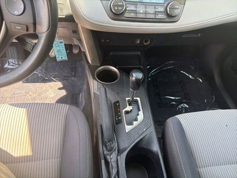Used 2015 Toyota RAV4 XLE AWD/4WD image 12