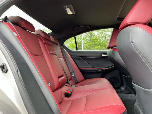 Used 2023 Lexus IS 300 w/ Comfort Package image 27