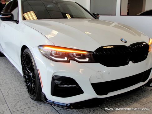 Used 2022 BMW 330i Sedan w/ M Sport Package RWD image 62