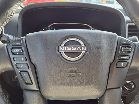 Certified 2023 Nissan Frontier SV w/ SV Convenience Package AWD/4WD image 11