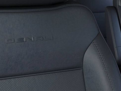 New 2026 GMC Yukon XL Denali w/ Denali Reserve Package AWD/4WD image 21