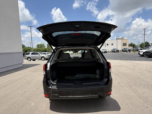 Used 2021 Subaru Forester Limited w/ Popular Package #3 AWD/4WD image 14