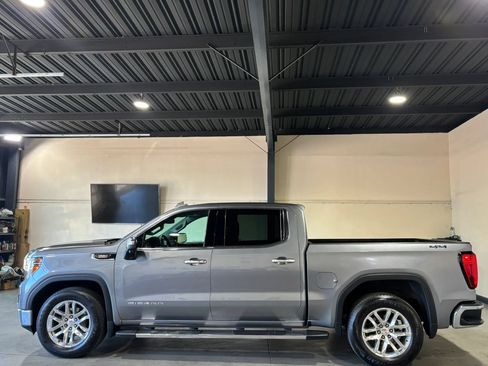 Used 2022 GMC Sierra 1500 SLT w/ SLT Premium Plus Package AWD/4WD image 5