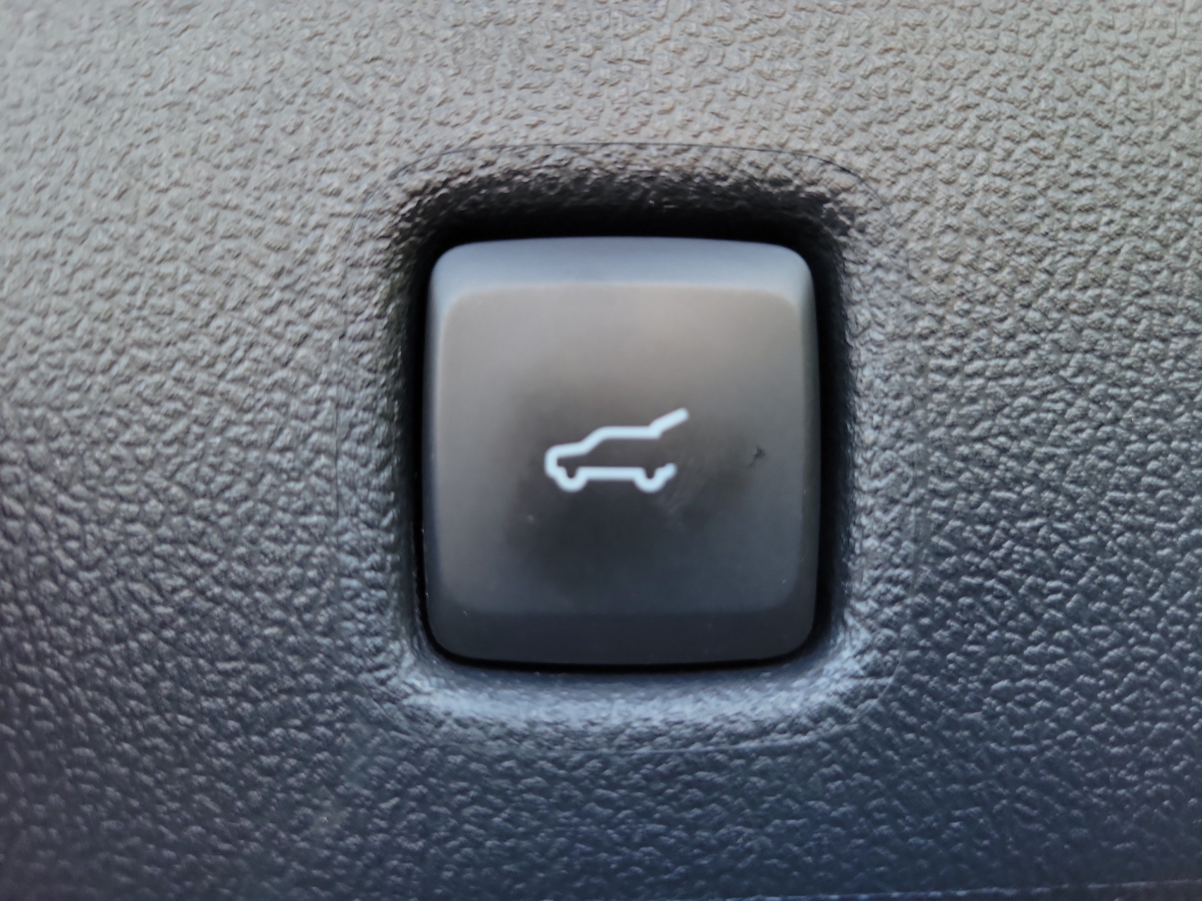 Used 2024 Ford Escape Active w/ Tech Pack #1 AWD/4WD image 9