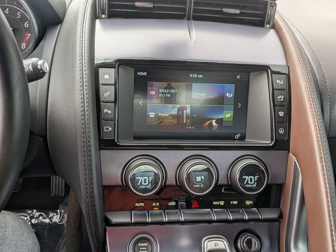 Used 2018 Jaguar F-TYPE Convertible image 26