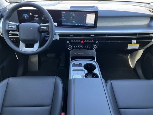 New 2026 Hyundai Ioniq 9 SEL image 2