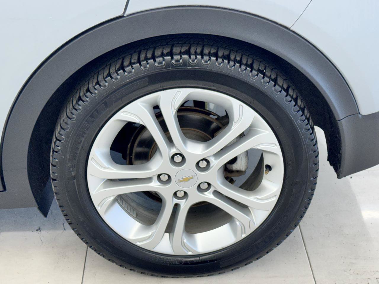 Used 2021 Chevrolet Bolt LT FWD image 31