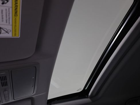 Used 2018 Honda CR-V EX-L image 22