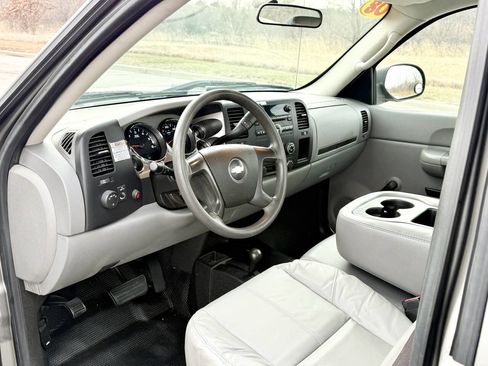 Used 2008 Chevrolet Silverado 3500 W/T image 7