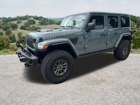 Used 2024 Jeep Wrangler Unlimited Rubicon 392 AWD/4WD image 3