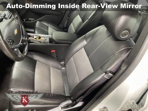 Used 2014 Chevrolet Impala LT w/ Convenience Package FWD image 13
