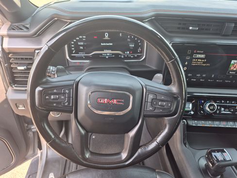 Used 2023 GMC Sierra 1500 AT4 w/ AT4 Premium Package AWD/4WD image 9