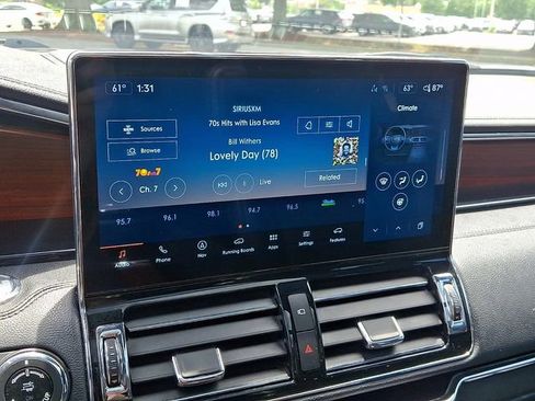 Used 2022 Lincoln Navigator L Reserve w/ Equipment Group 201A AWD/4WD image 21