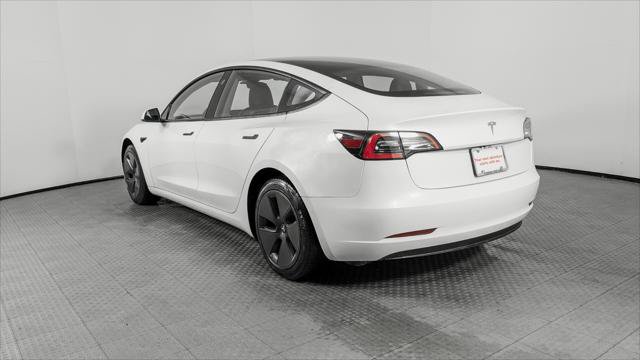 Used 2022 Tesla Model 3 Standard Range RWD image 4