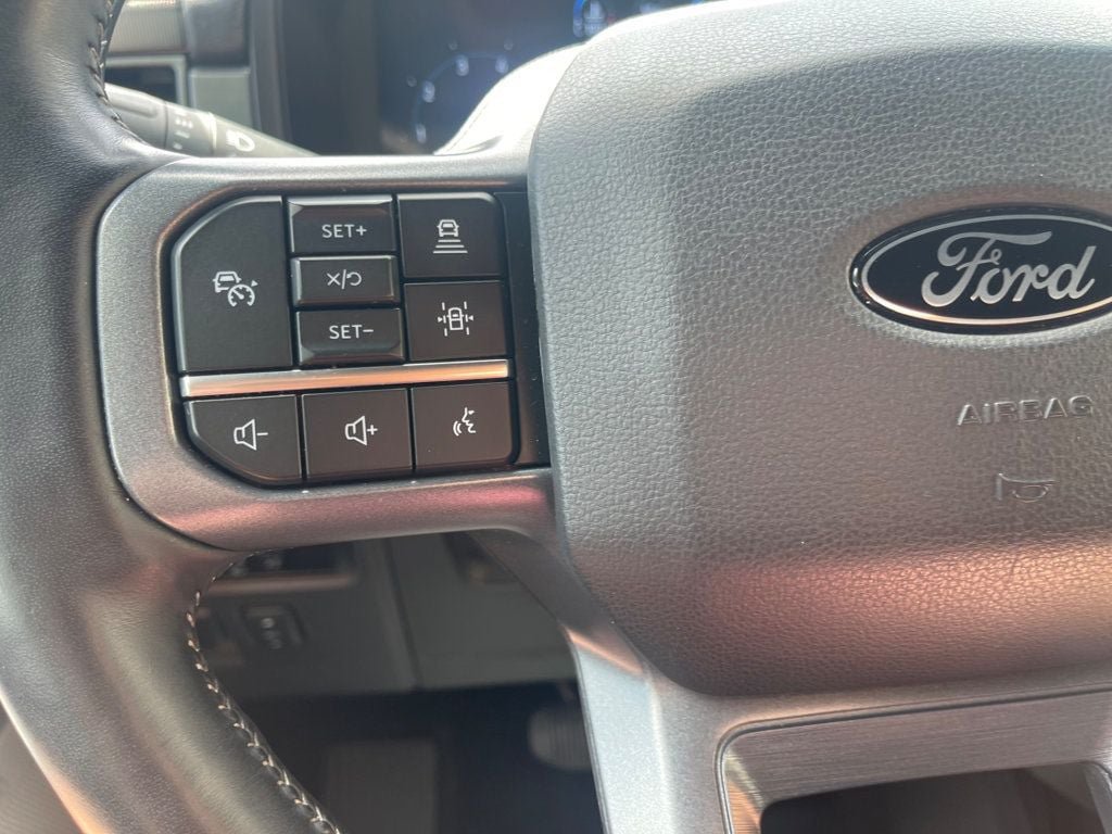 Used 2024 Ford F150 Lariat AWD/4WD image 15