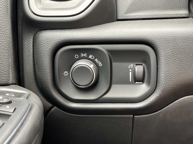 New 2024 RAM 3500 Tradesman AWD/4WD image 30