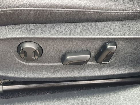 Used 2017 Volkswagen Passat 1.8T R-Line image 20