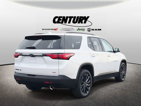 Used 2022 Chevrolet Traverse RS w/ LPO, Floor Liner Package image 4