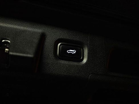 Used 2022 Hyundai Santa Fe Calligraphy FWD image 8
