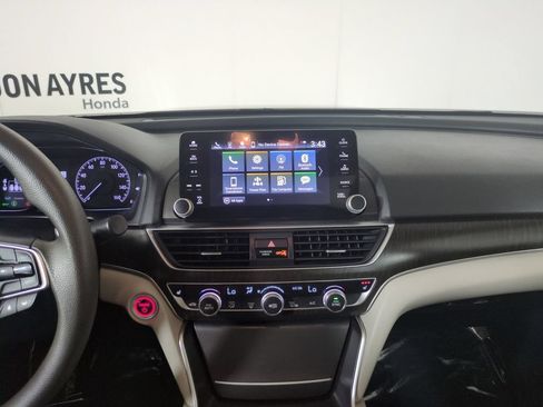Used 2021 Honda Accord EX image 21
