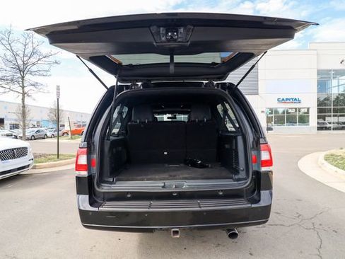 Used 2016 Lincoln Navigator L Reserve image 39
